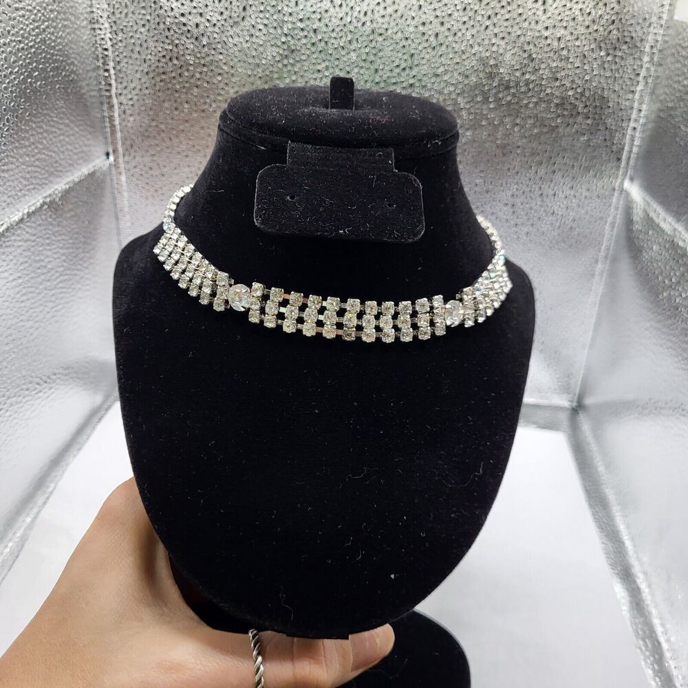 Vintage 50s Dainty Rhinestone Collar Necklace
